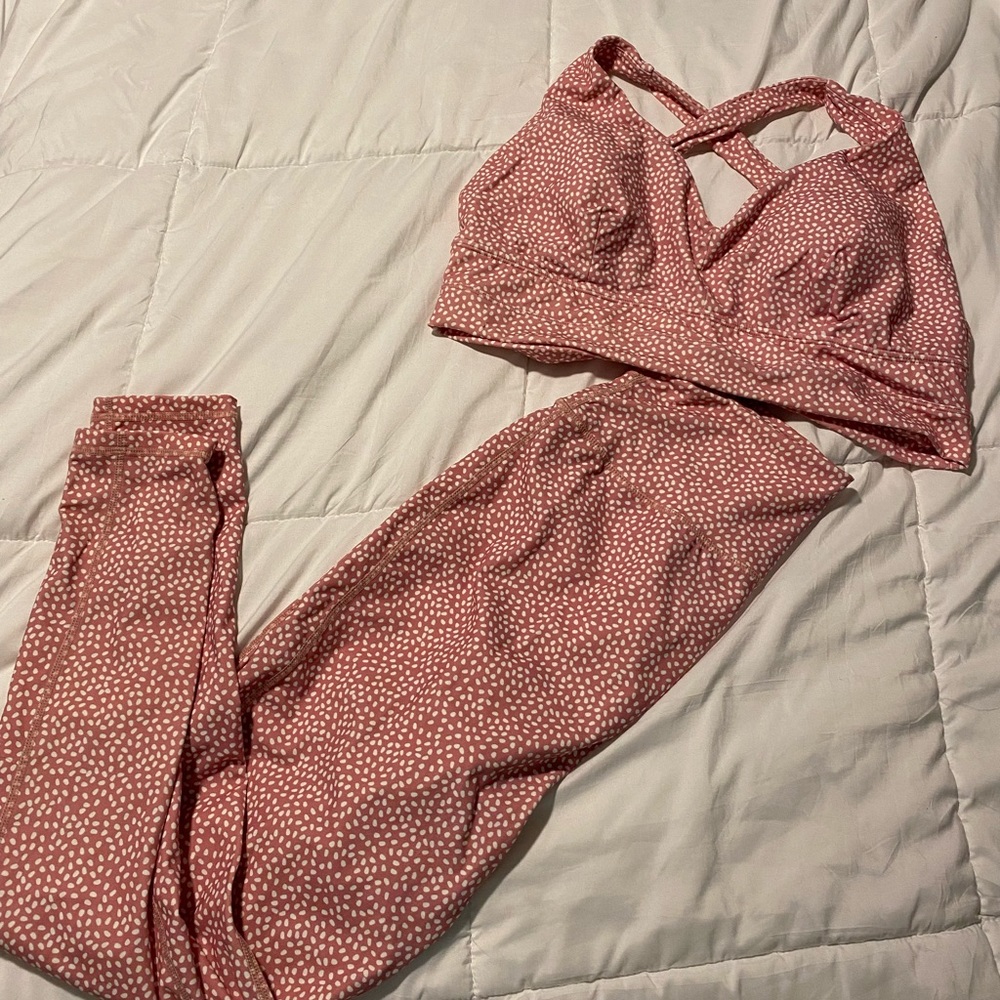 NEW 💓 BuffBunny Bossy Print Legacy Legging XL